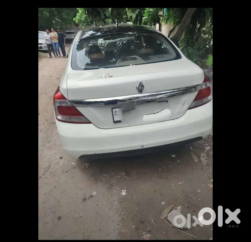 Renault Scala 2016 Diesel 90000 Km Driven