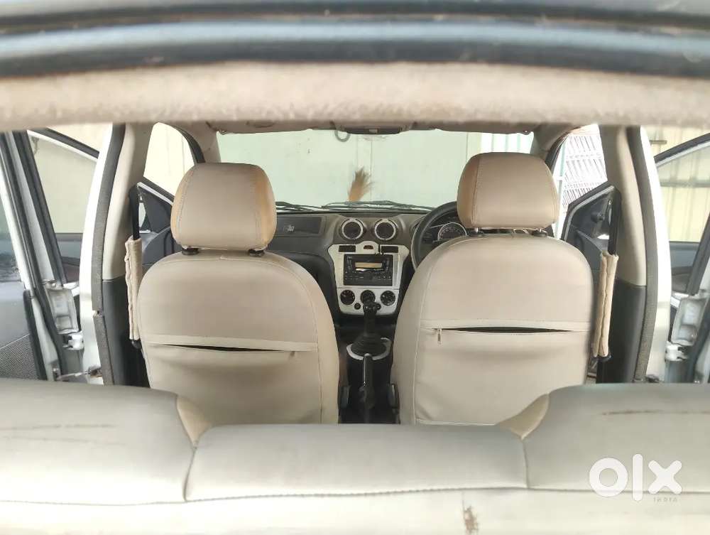Ford Figo Diesel Zxi 2011