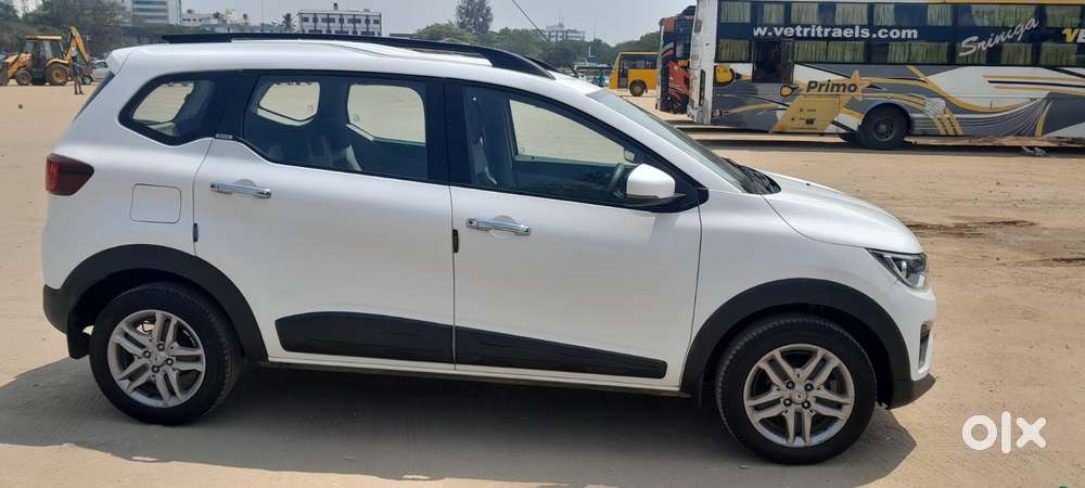 Renault Triber Rxz, 2021, Petrol