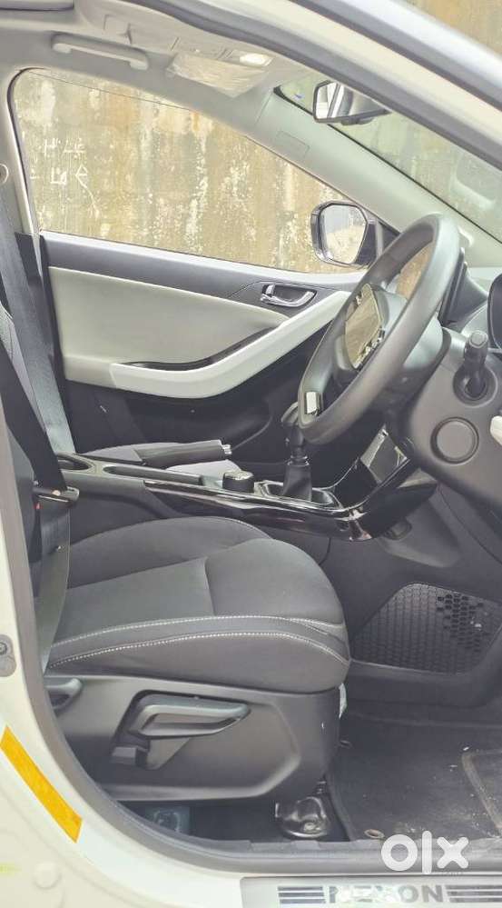 Tata Nexon Fearless  S 1.2 Revotron Petrol 6 Mt Dt, 2024, Petrol