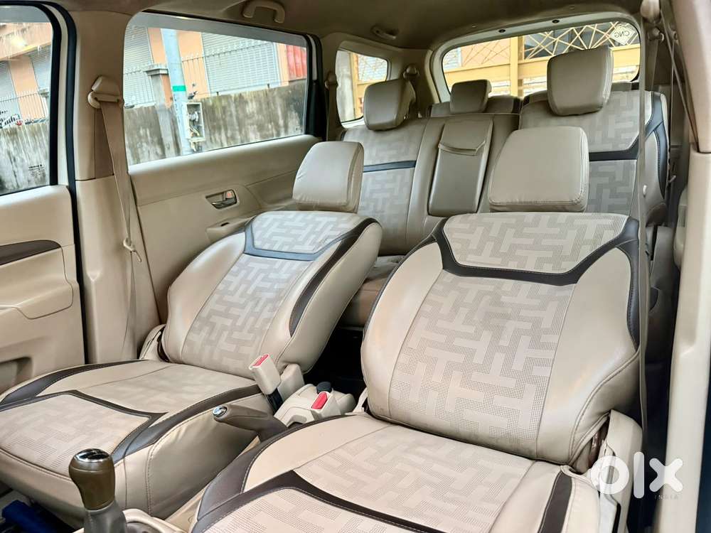 Maruti Suzuki Ertiga Vxi Cng, 2022, Petrol
