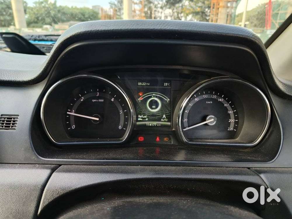 Tata Hexa 2.2 Xt 4x2 6 Str Dual Tone, 2017, Diesel