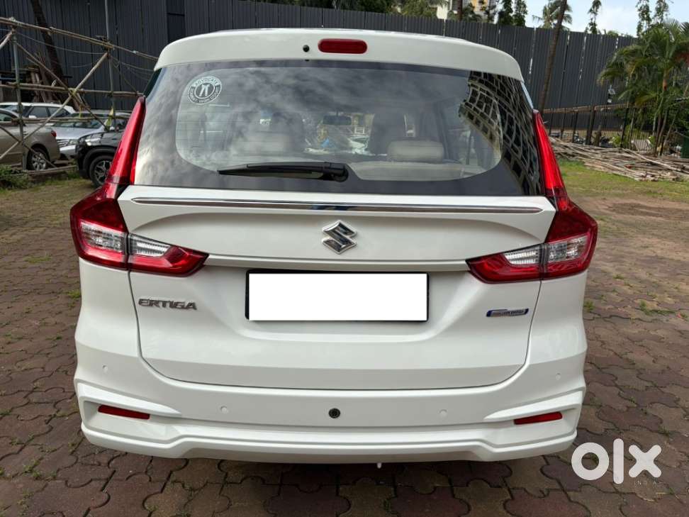 Maruti Suzuki Ertiga Zxi At Shvs, 2022, Petrol