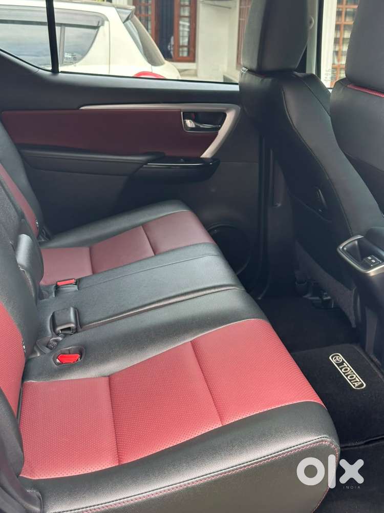 Toyota Fortuner Legender 4x2 At 2.8, 2026, Diesel