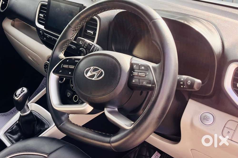 Hyundai Venue 2022 Diesel Well Maintained