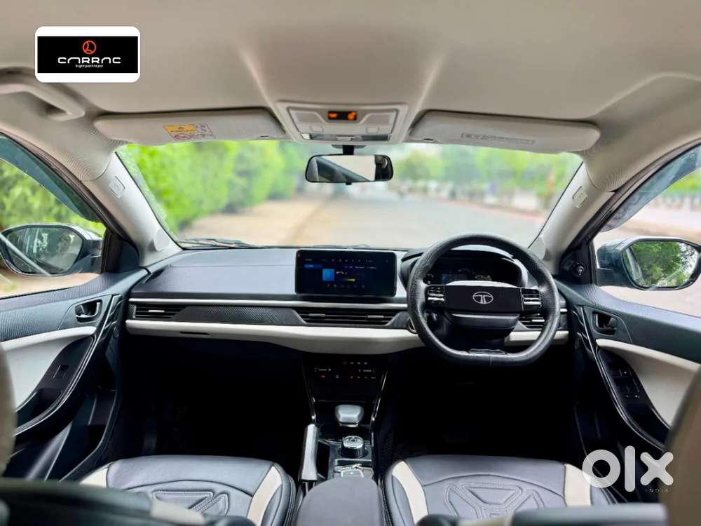 Tata Nexon, 2025, Petrol