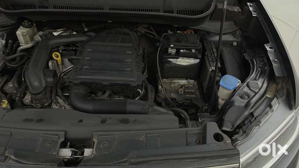 Volkswagen Taigun Topline 1.0 Tsi At (electric Seats), 2022, Petrol