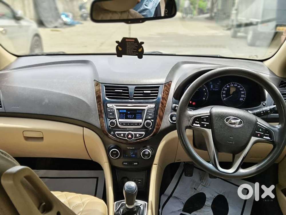 Hyundai Verna Fluidic 1.6 Vtvt Sx Opt, 2015, Petrol