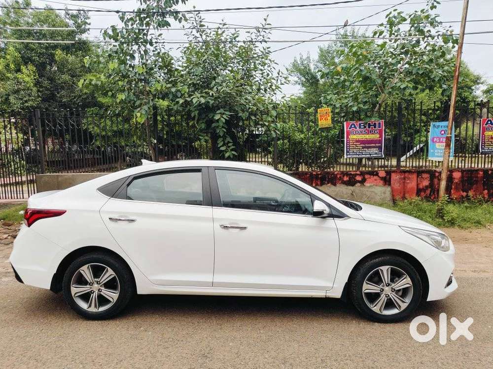 Hyundai Verna 1.6 Sx (o) Vtvt, 2017, Petrol
