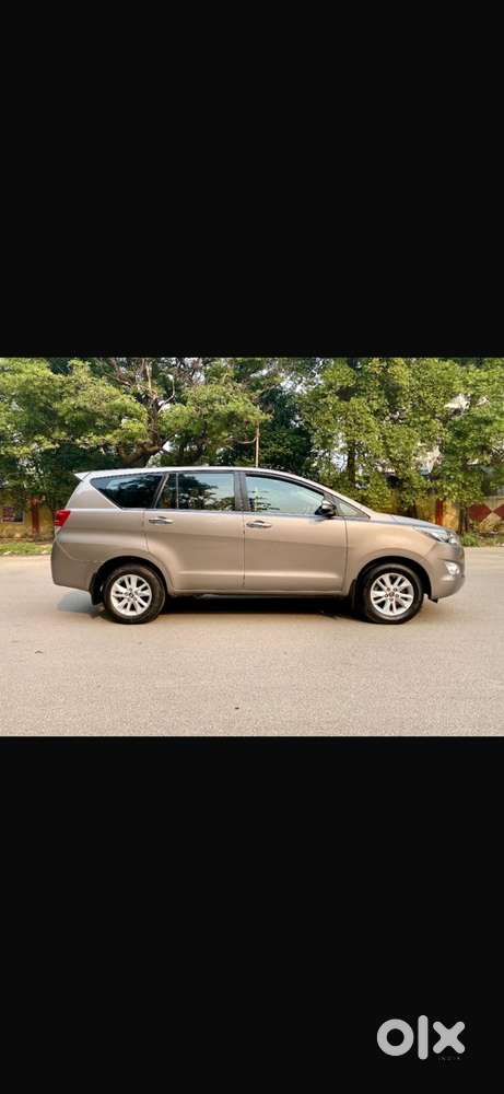 Toyota Innova Crysta 2017