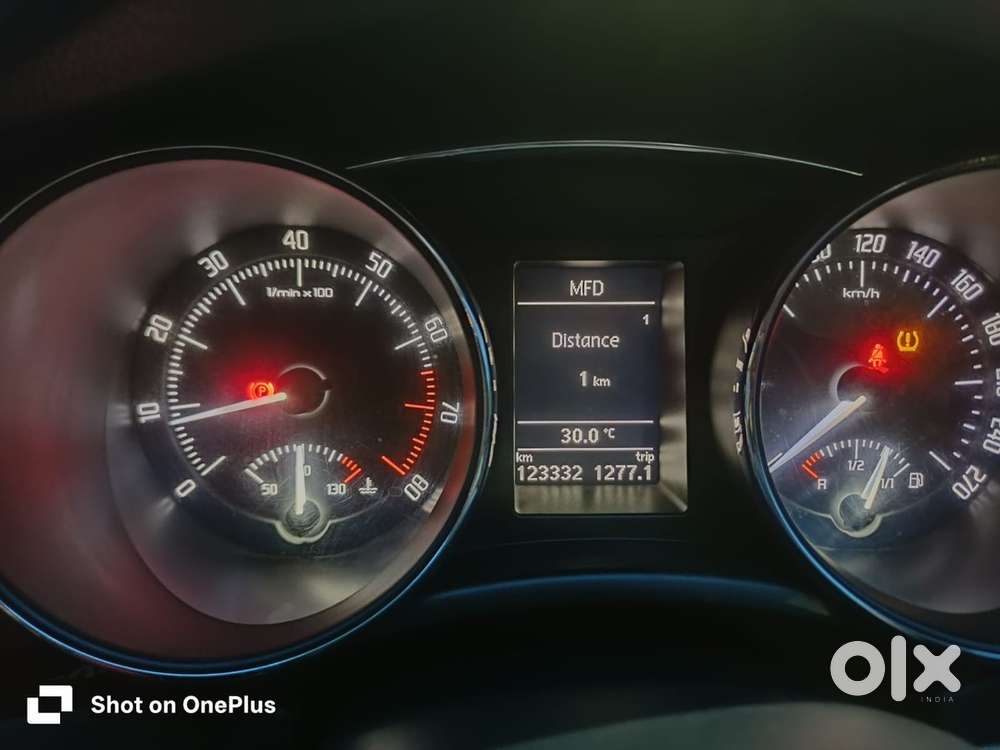 Skoda Superb Petrol 2013