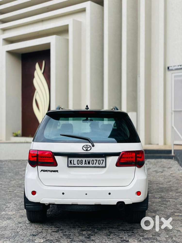 Toyota Fortuner 3.0 4x4 Manual, 2011, Diesel