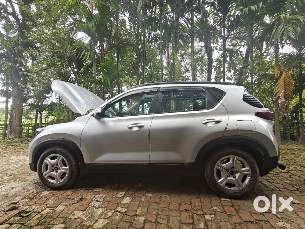 Kia Sonet Petrol 2023