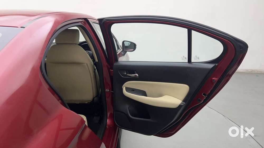 Honda City I-vtec V, 2022, Petrol