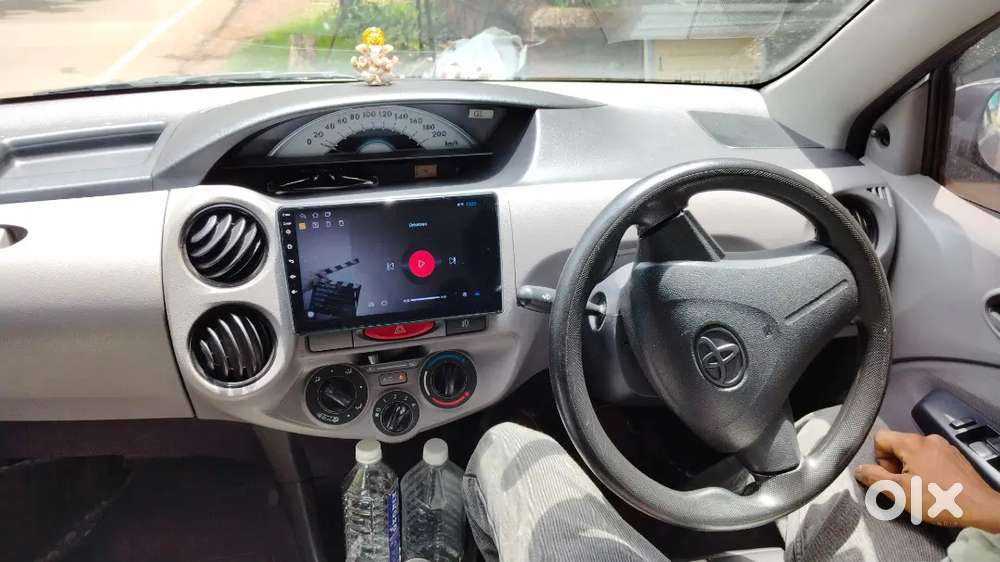 Toyota Etios Liva 2011