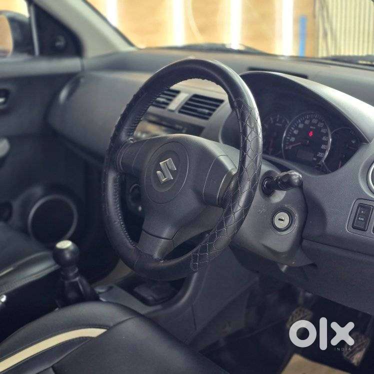 Maruti Suzuki Swift Dzire Vxi Optional, 2010, Petrol