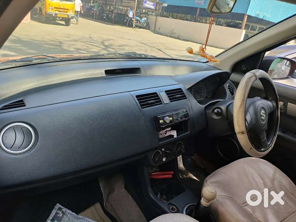 Maruti Suzuki Swift 2005 Petrol Well Maintained