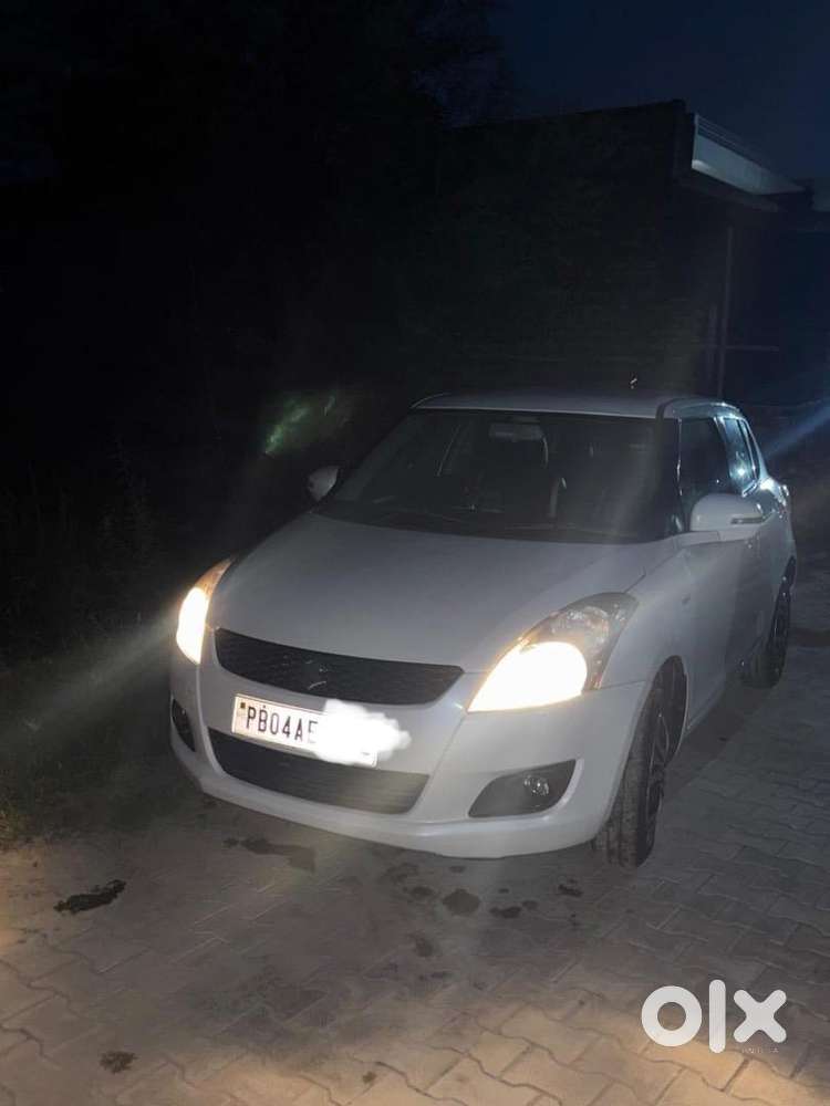 Maruti Suzuki Swift 2012 Diesel 88000 Km Driven