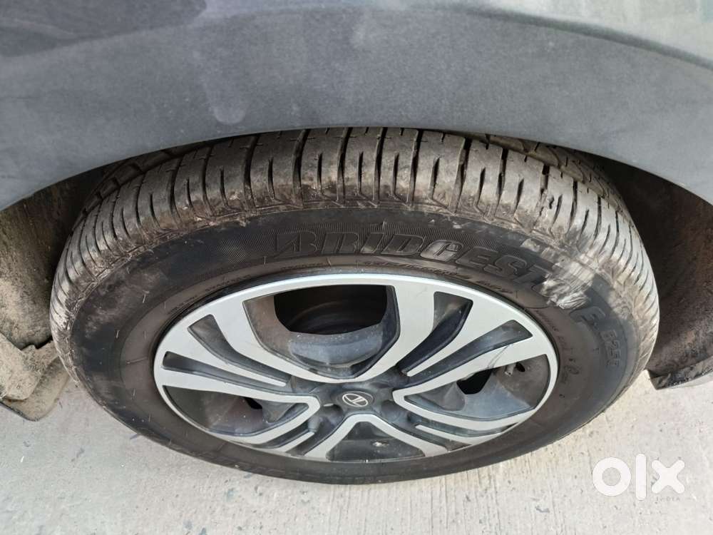 Tata Tiago 1.2 Revotron Xt (o), 2024, Petrol