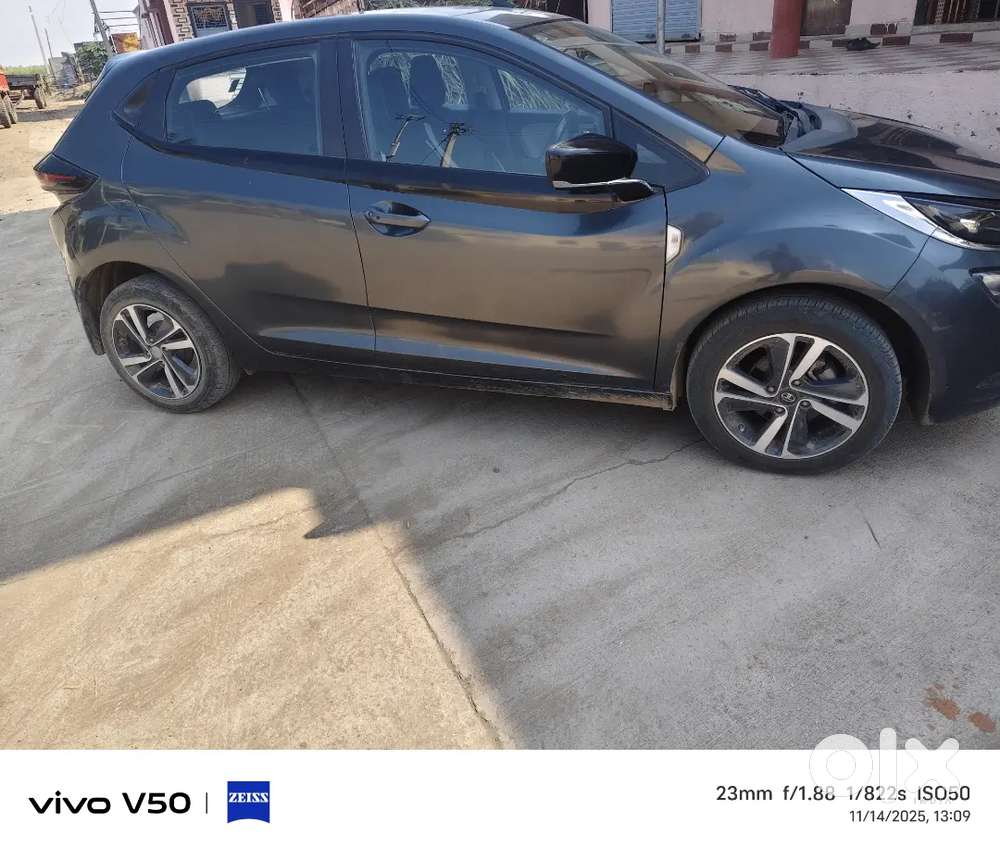 Tata Altroz 2021 Diesel 45000 Km Driven