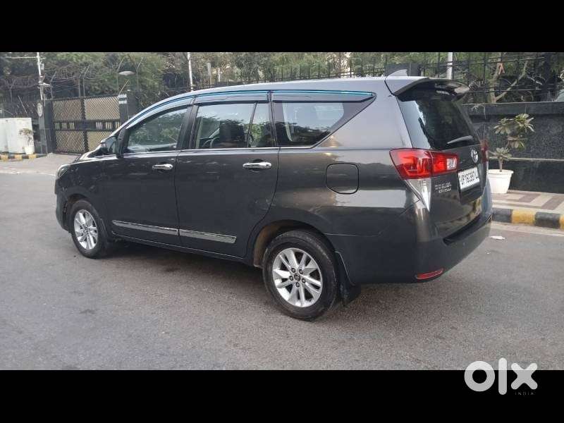 Toyota Innova Crysta 2.7 Gx At, 2019, Diesel