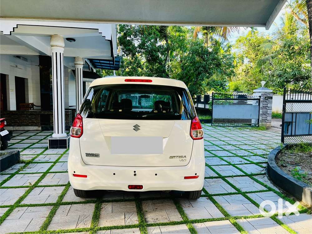 Maruti Suzuki Ertiga Petrol 2015