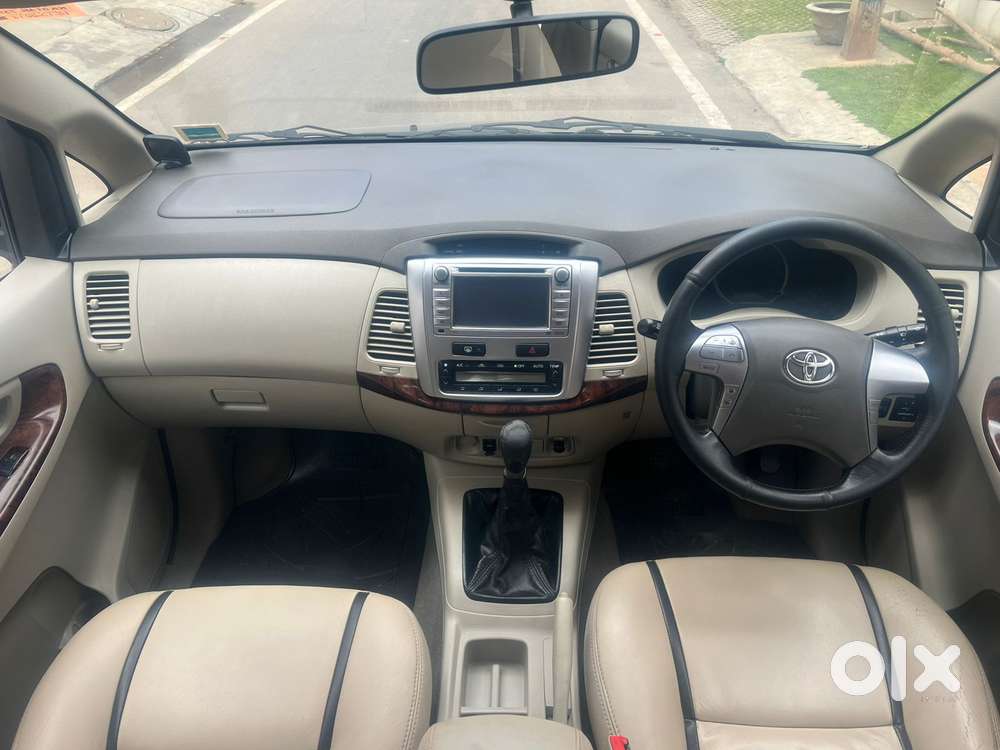 Toyota Innova 2.5 V 7 Str, 2014, Diesel