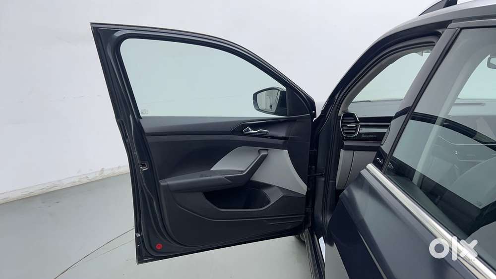 Skoda Kushaq Style 1.0l Tsi Mt, 2023, Petrol