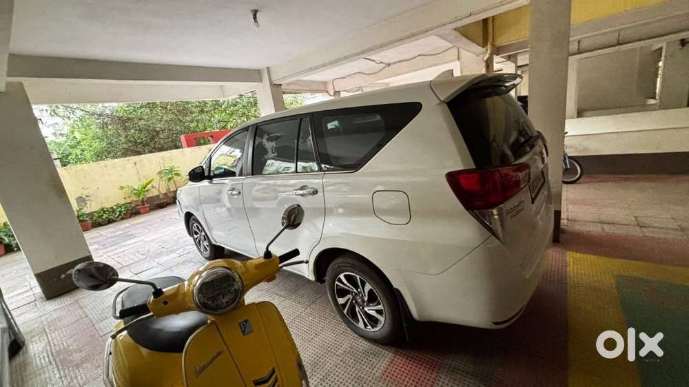 Toyota Innova Crysta 2021