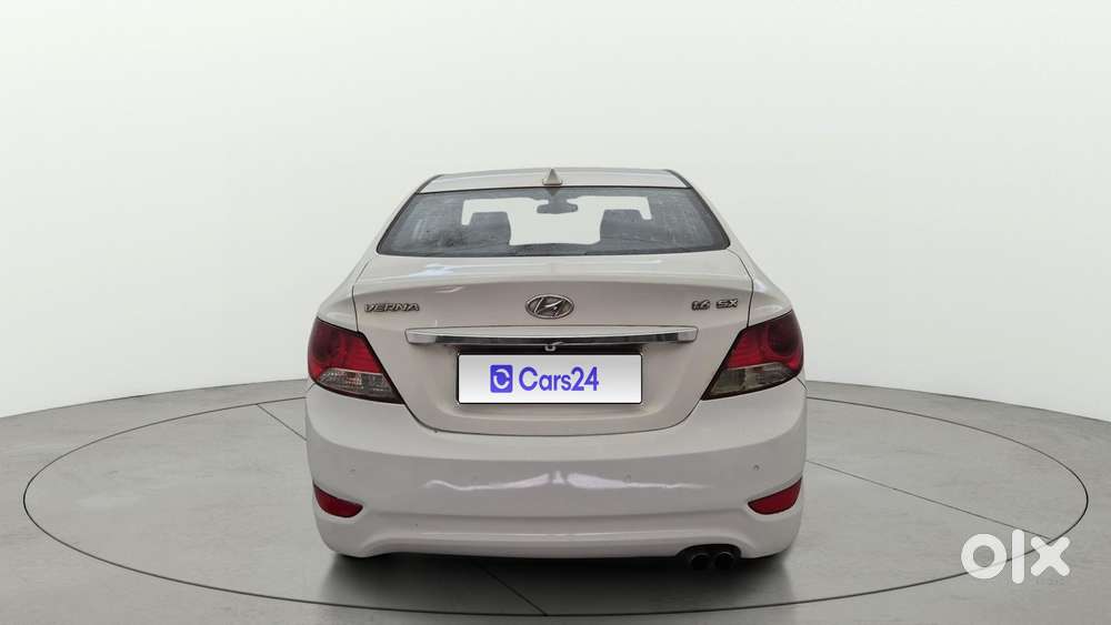 Hyundai Verna Fluidic 1.6 Crdi Sx Opt, 2014, Diesel