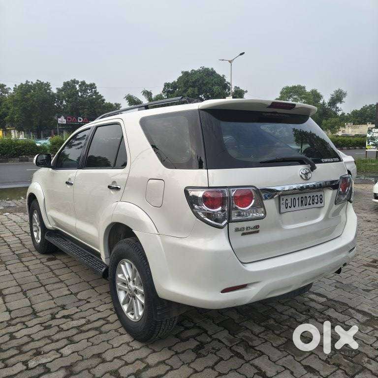 Toyota Fortuner 3.0 4x2 Automatic, 2013, Diesel