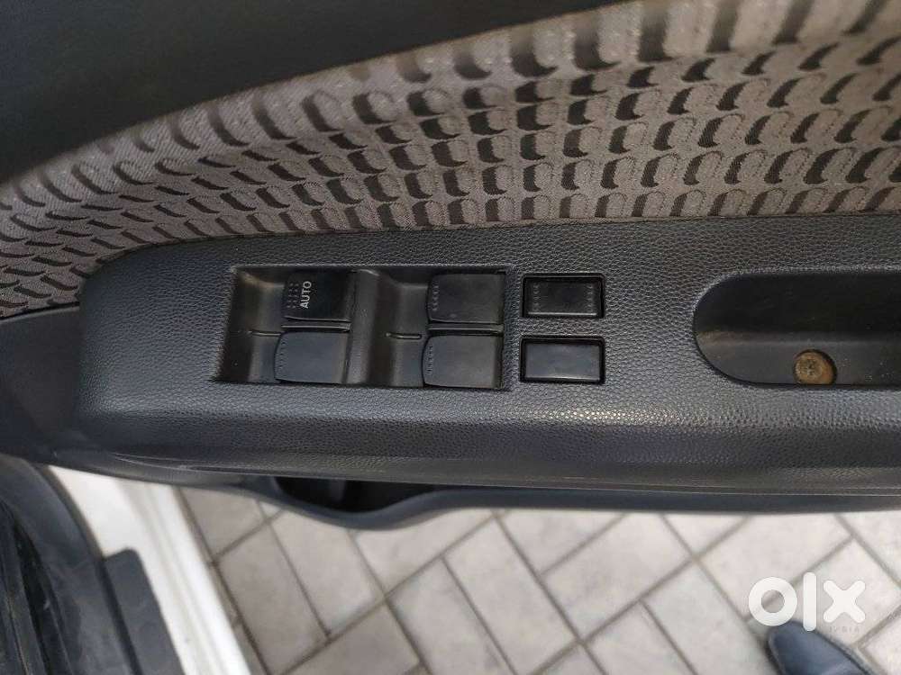 Maruti Suzuki Ritz Vxi, 2015, Petrol