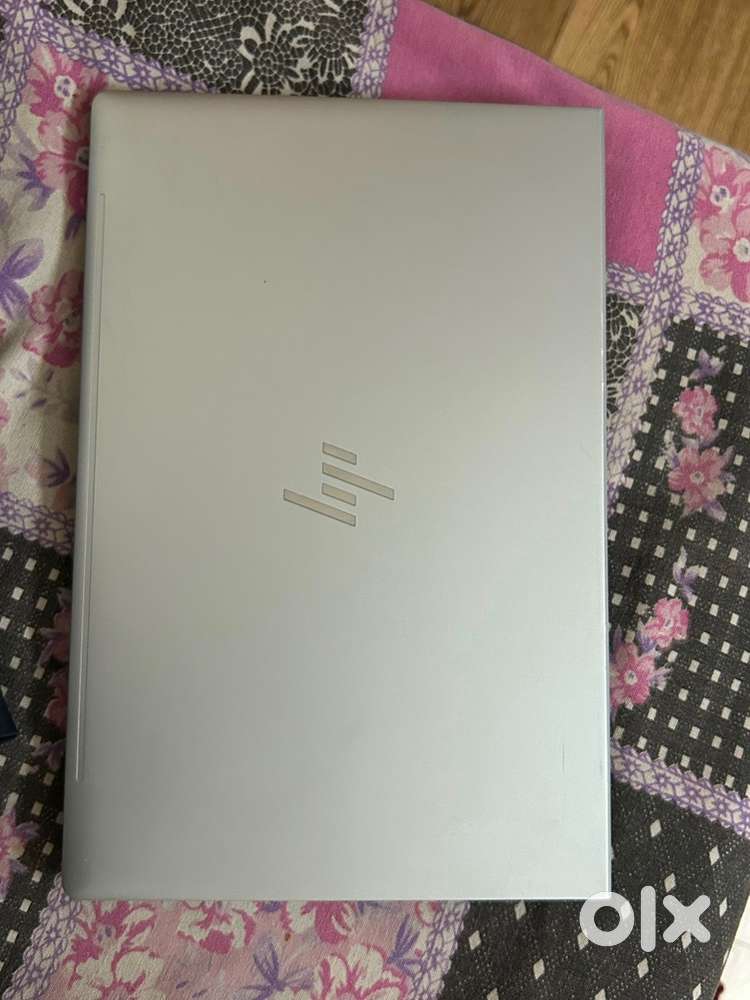 HP EliteBook 640 G9