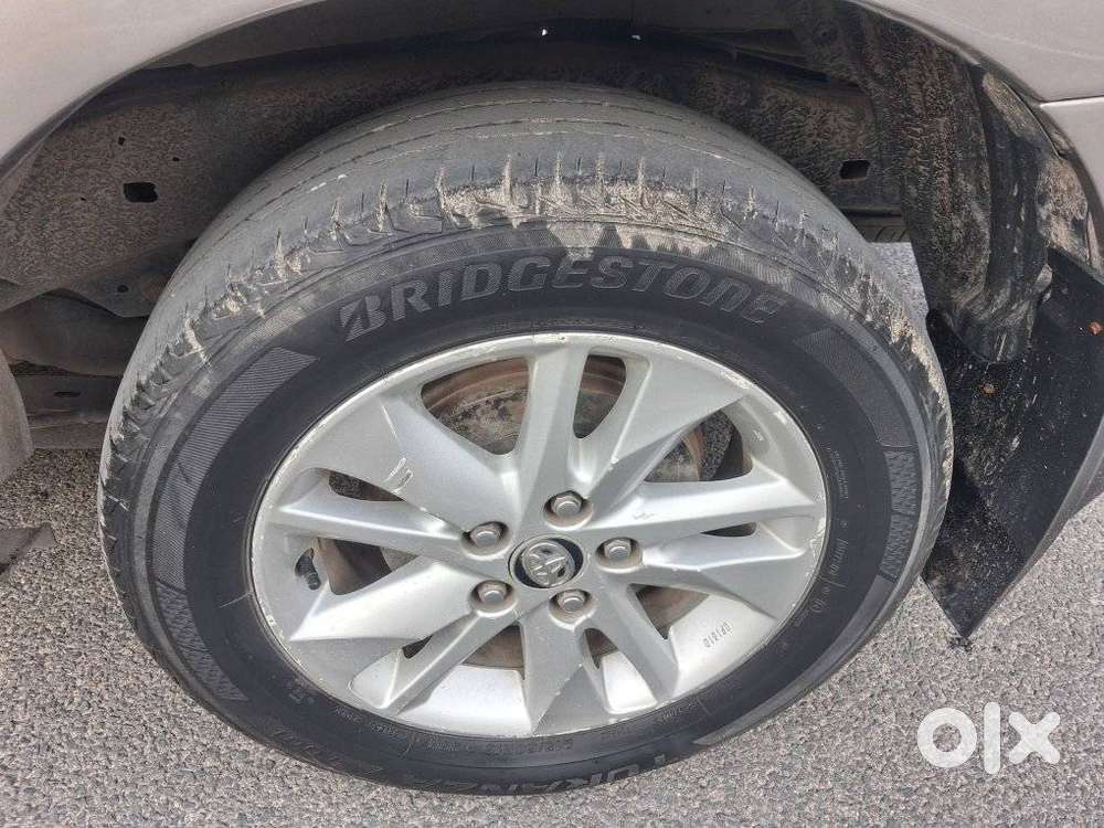 Toyota Innova Crysta 2.8 Gx At, 2016, Diesel