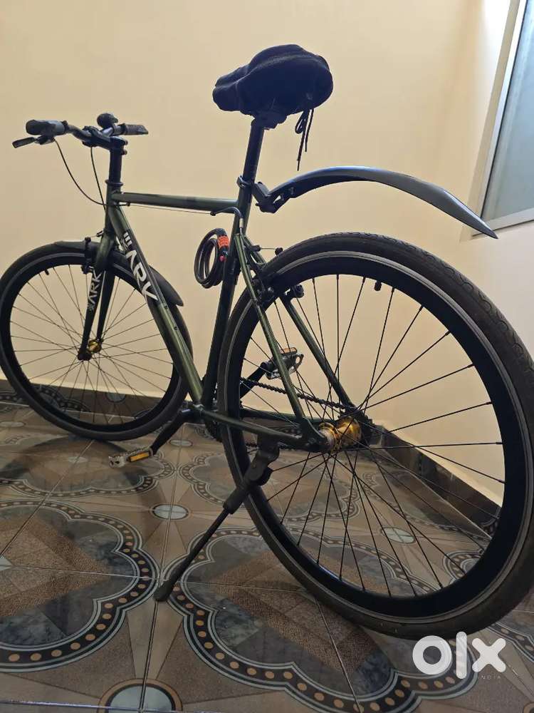 Premium Bike Ark Hybrid – Like New, ₹9,000 Only! Bicycles
