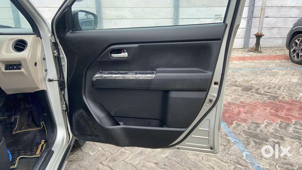 Maruti Suzuki Wagon R Vxi 1.0, 2022, Petrol