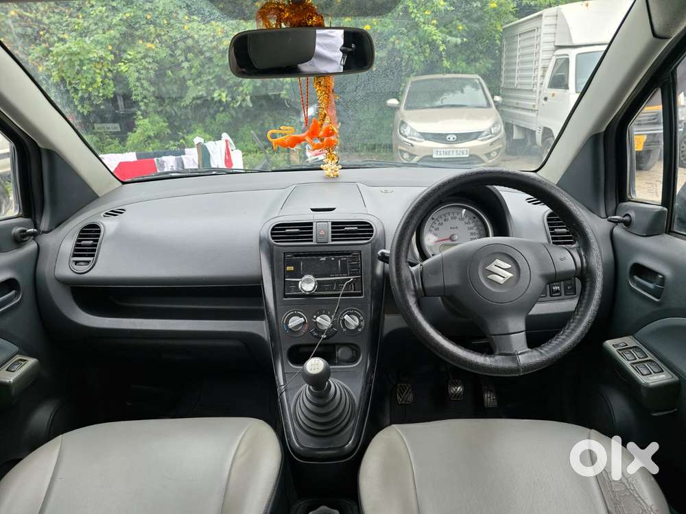 Maruti Suzuki Ritz Lxi, 2012, Petrol