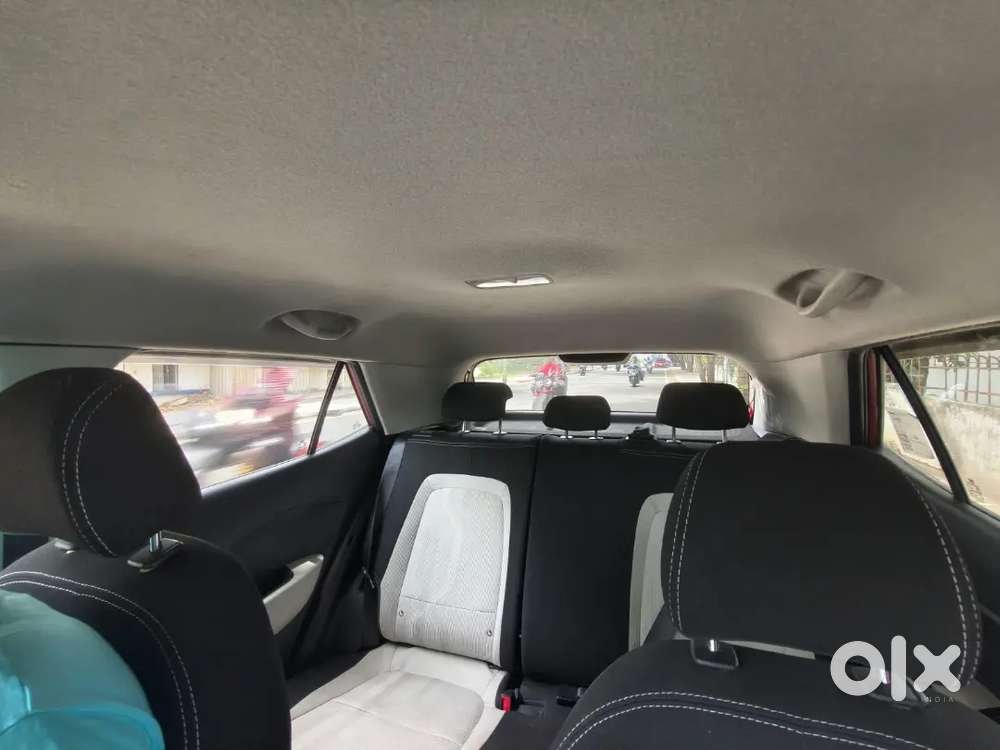 Hyundai Venue 1.2 S 2023 Petrol Manual