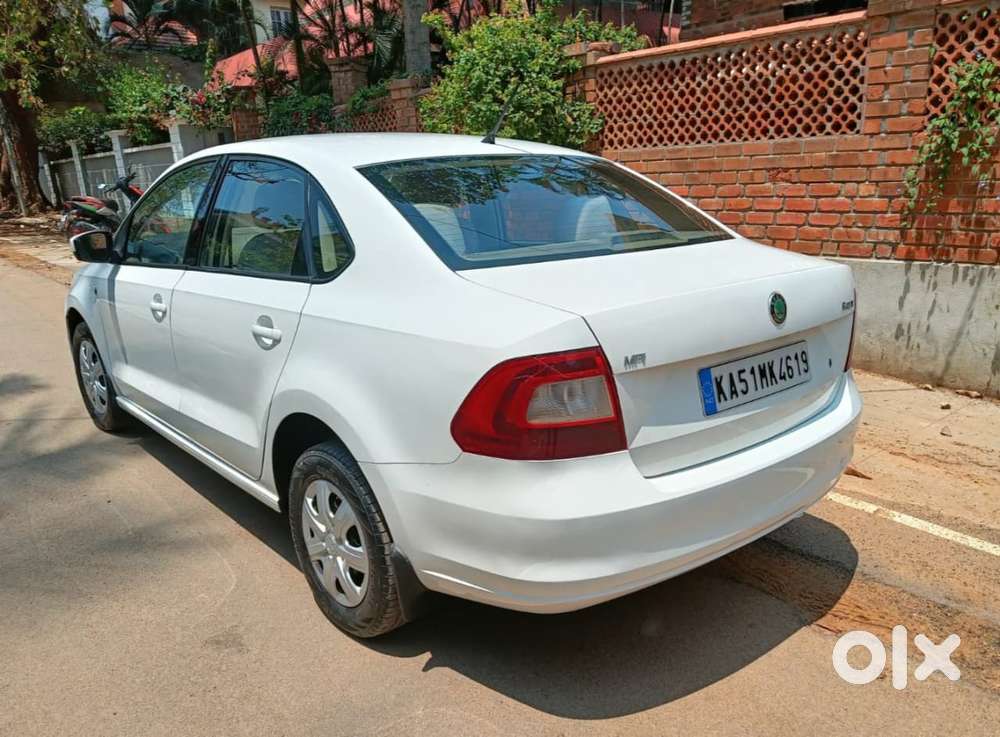 Skoda Rapid 2011-2013 Leisure 1.6 Mpi Mt, 2012, Petrol