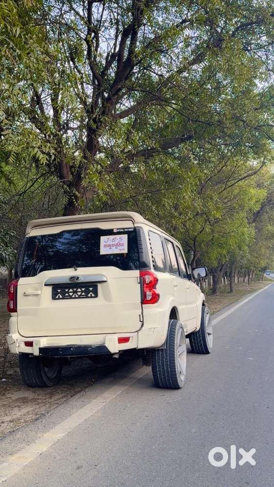 Mahindra Scorpio Classic 2011