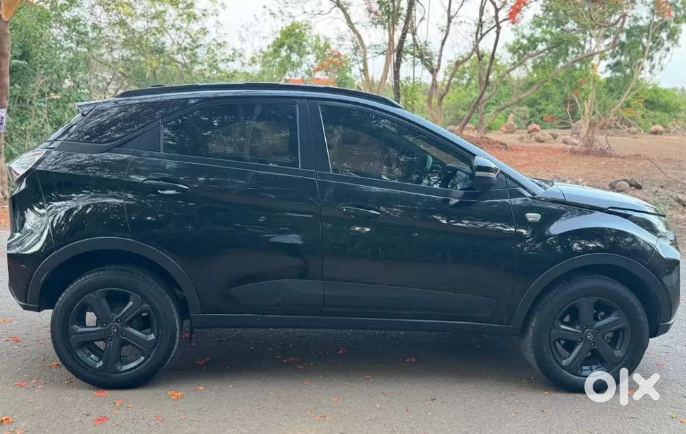 Tata Nexon 1.2 Revotron Xz Plus Hs Dark Edition, 2023, Petrol