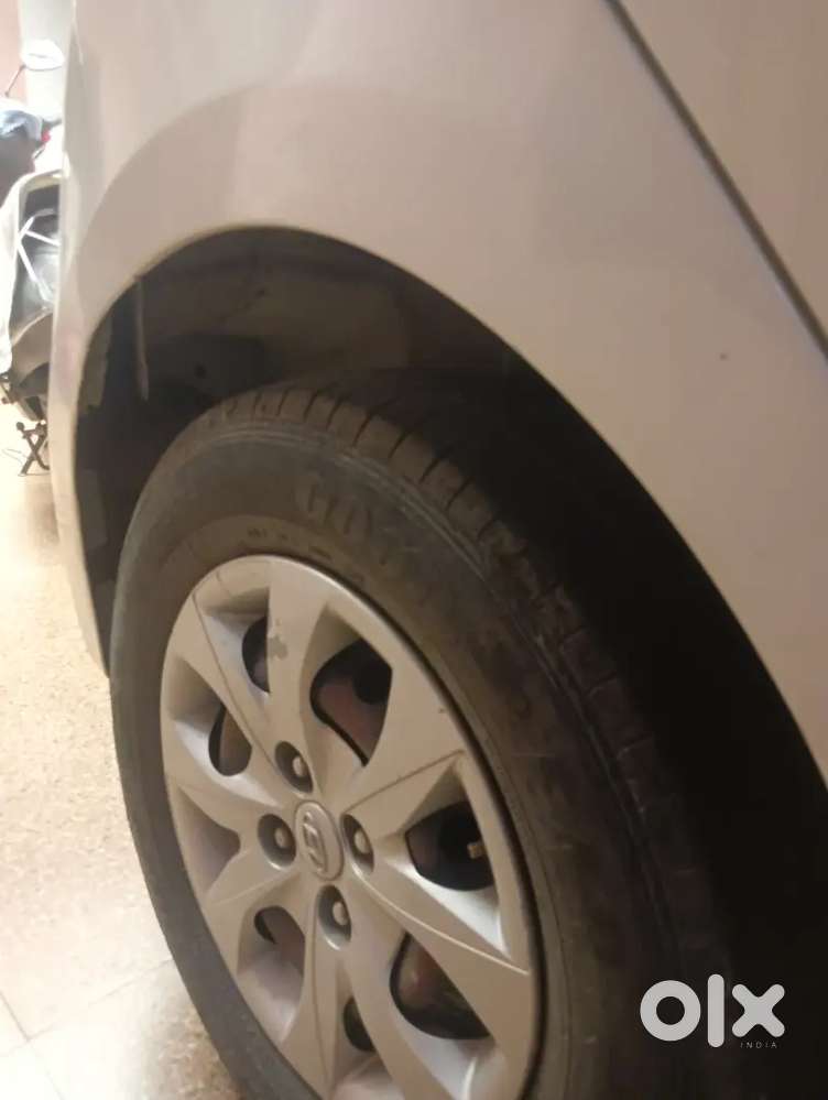 White I20 Sportz