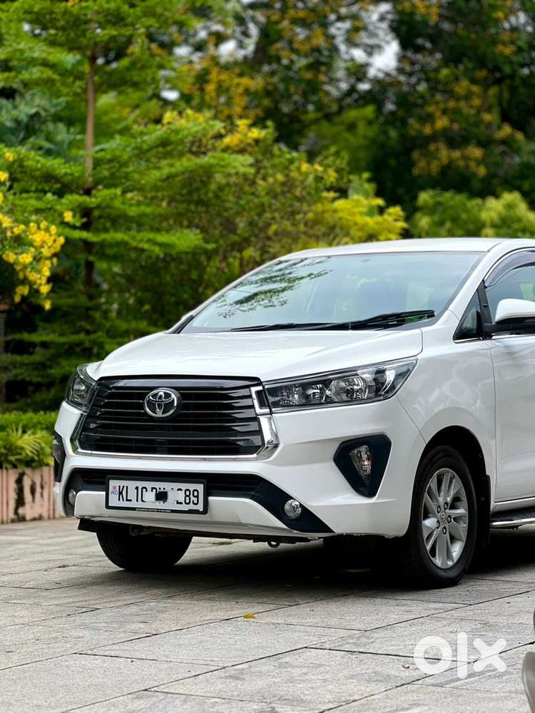 Toyota Innova Crysta 2.4 G Plus Mt 7 Str, 2022, Diesel