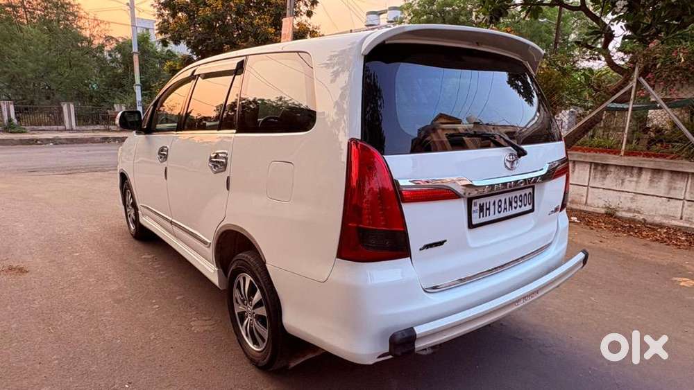 Toyota Innova 2016 V - 7 Seater Top Modle Diesel