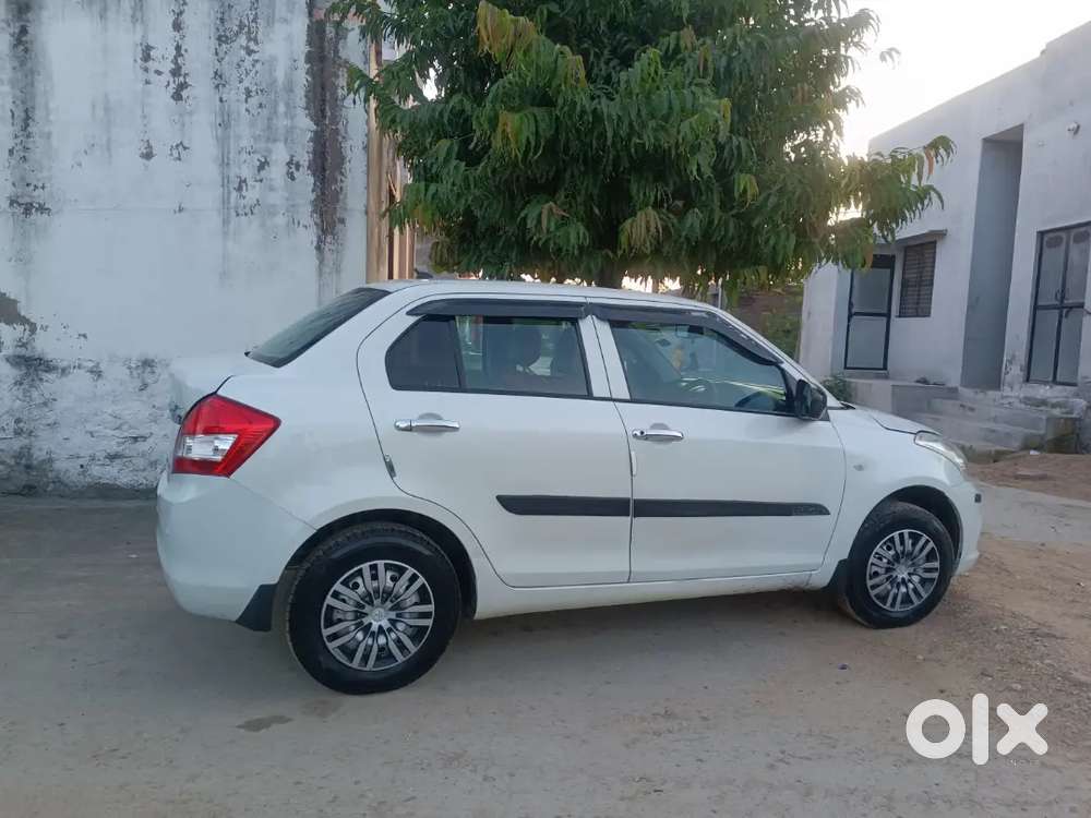 मुझे नई गाड़ी लेनी है इसलिए यह गाड़ी बेचनी है