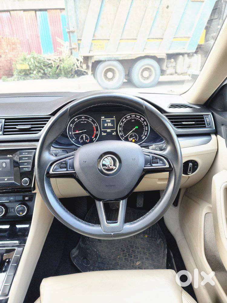 Skoda Superb Style 1.8, 2016, Petrol
