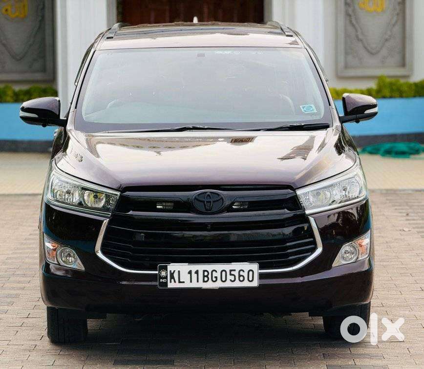 Toyota Innova Crysta 2.8 Gx At, 2017, Diesel