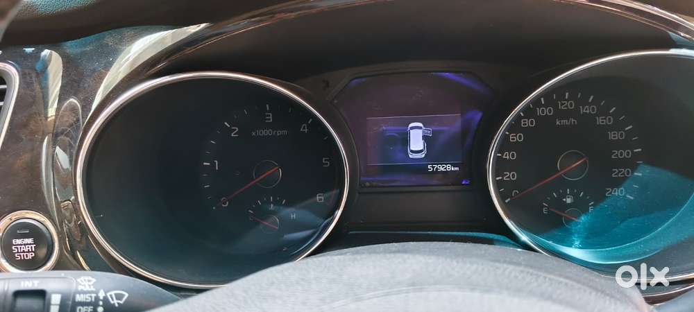 Kia Carnival Limousine Plus 7 Str, 2022, Diesel