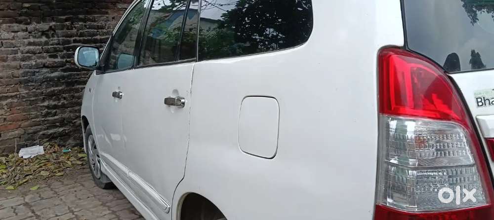 Toyota Innova 2014
