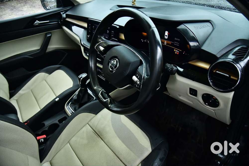 Skoda Slavia 1.5 Tsi Style, 2024, Petrol